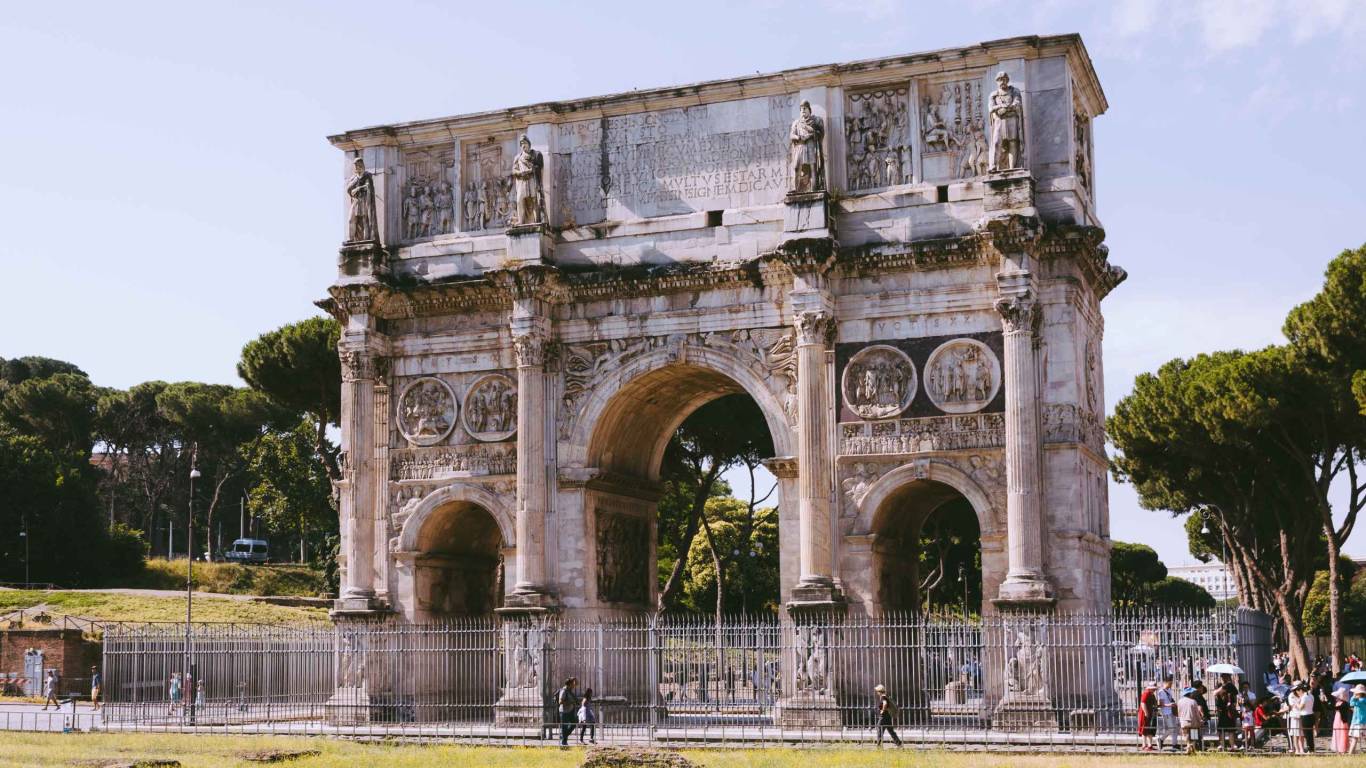 hotel-nazionale-51-rome-centre-arco-costantino hotel-nazionale-51-rome-centre-arco-costantino